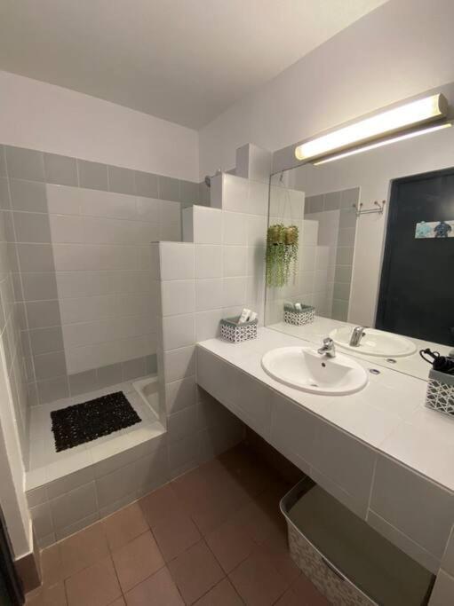 Antilo - Appartement Proche Mer Le Diamant Exteriér fotografie